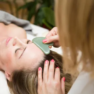 Evernia Gua Sha Jade