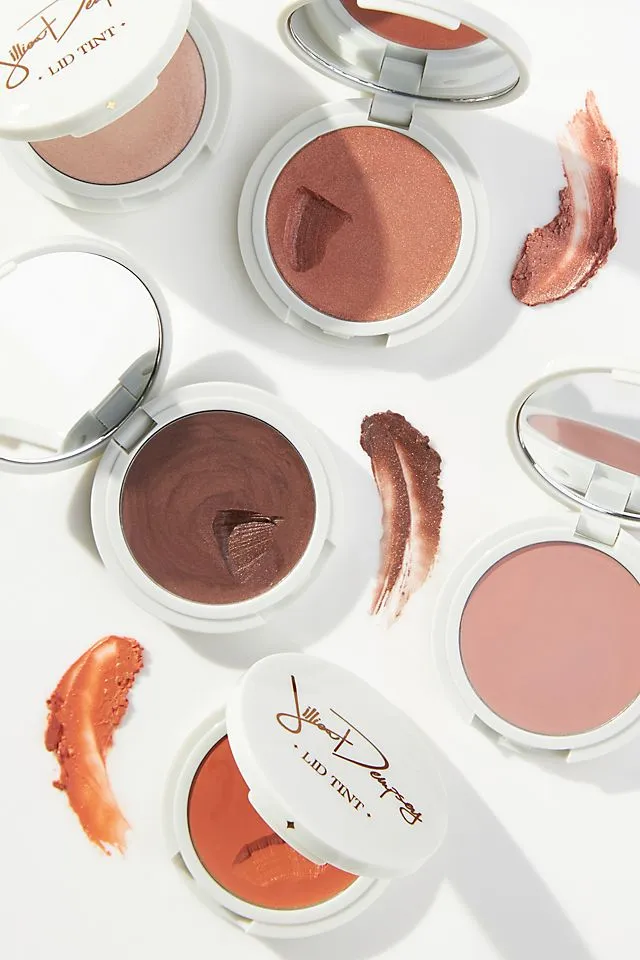 Jillian Dempsey eyeshadow, shell
