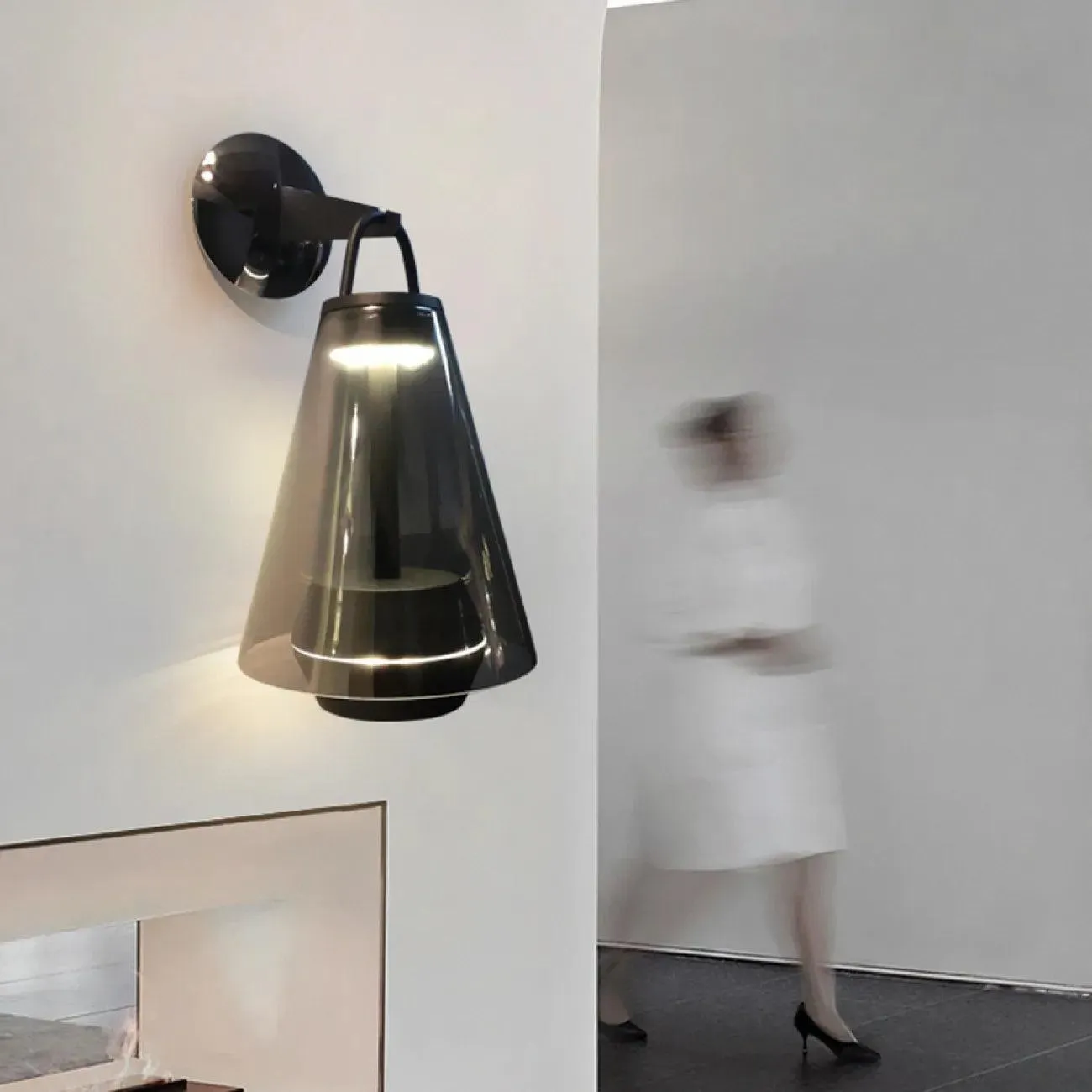 Sheer Shadow Elegant Indoor Wall Light (B5334)