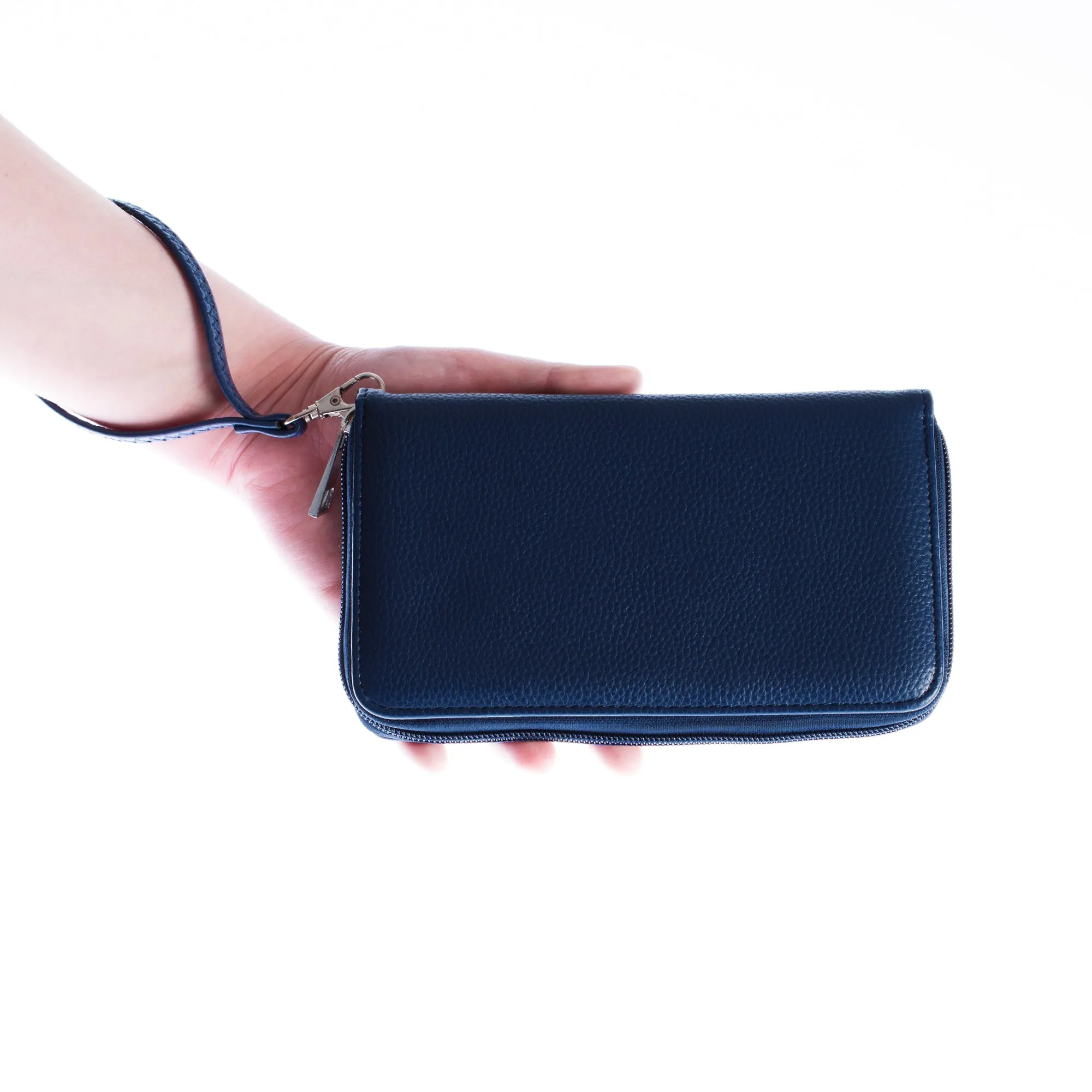 Tennessee Titans Zip Organizer Wallet Pebble