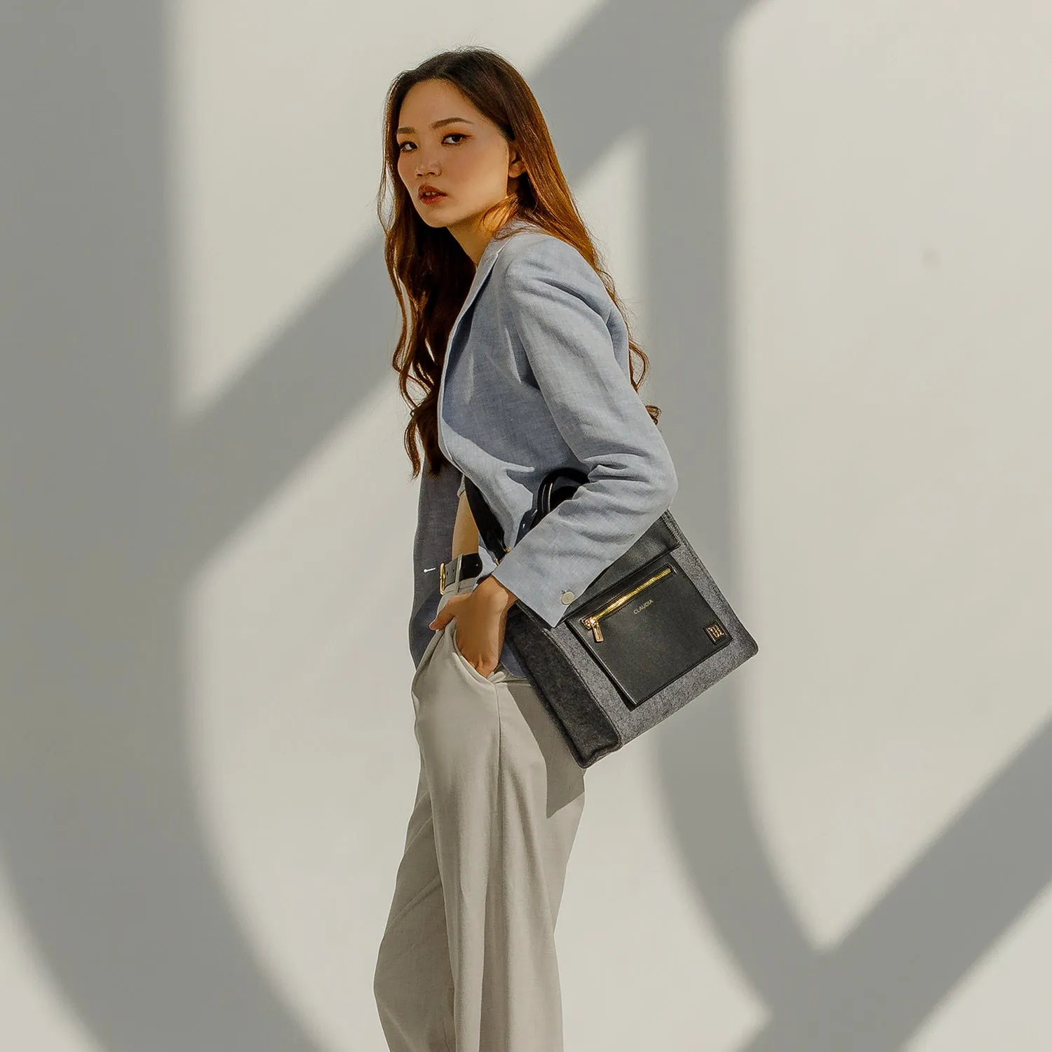 Velia M Tote Felt
