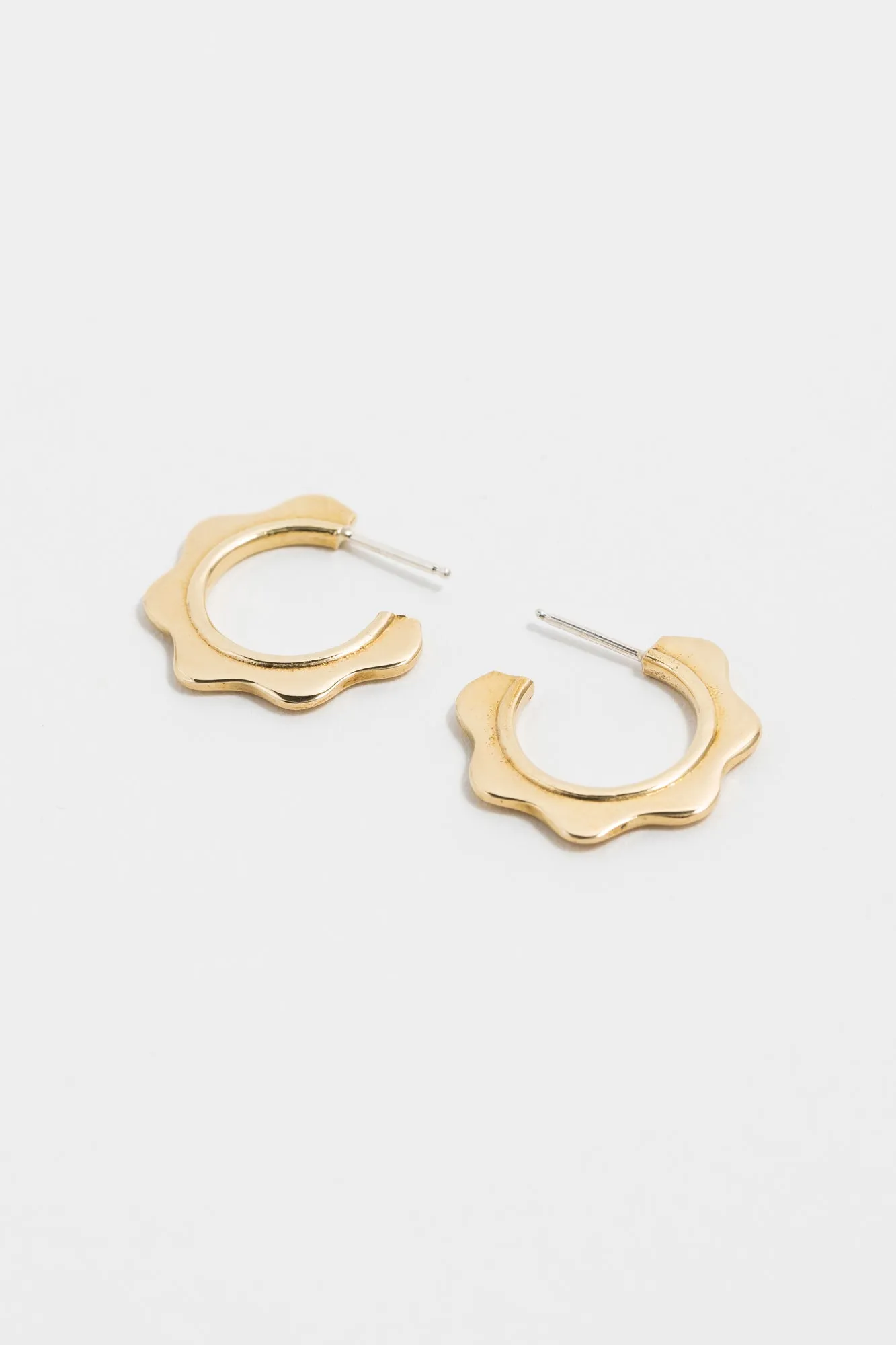 Wave Hoops